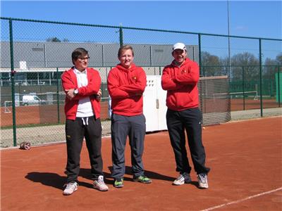 Leraren TennisFun tijdens Open Deur dag